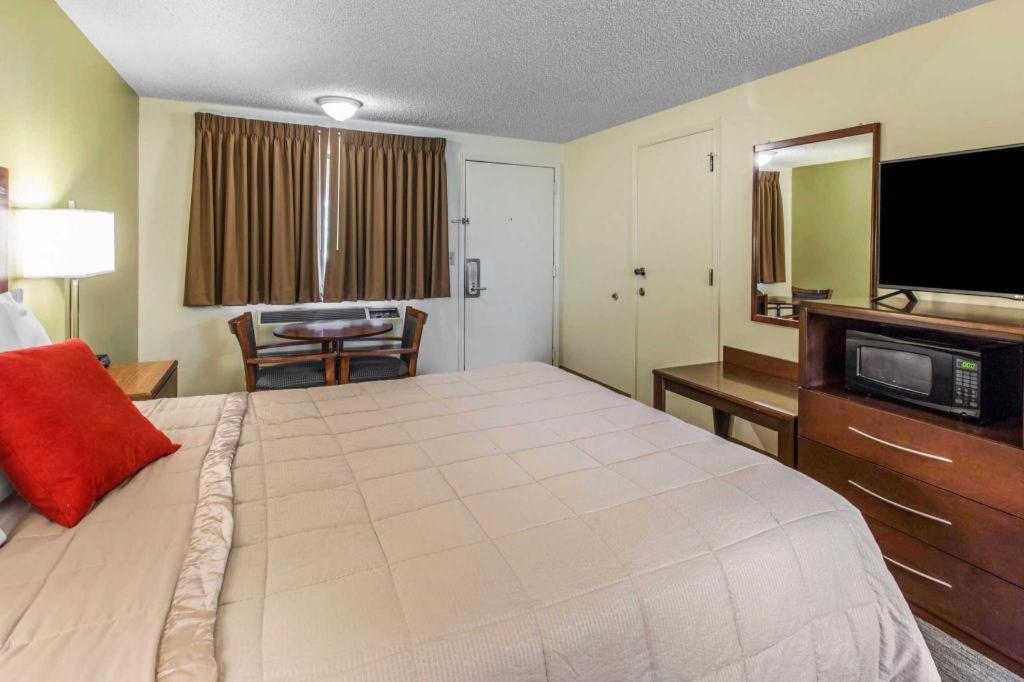 Rodeway Inn Гленуд Спрингс Екстериор снимка