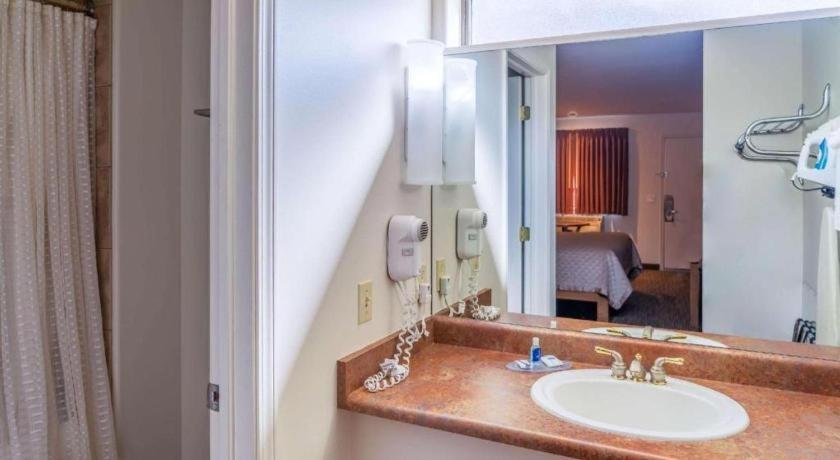 Rodeway Inn Гленуд Спрингс Екстериор снимка